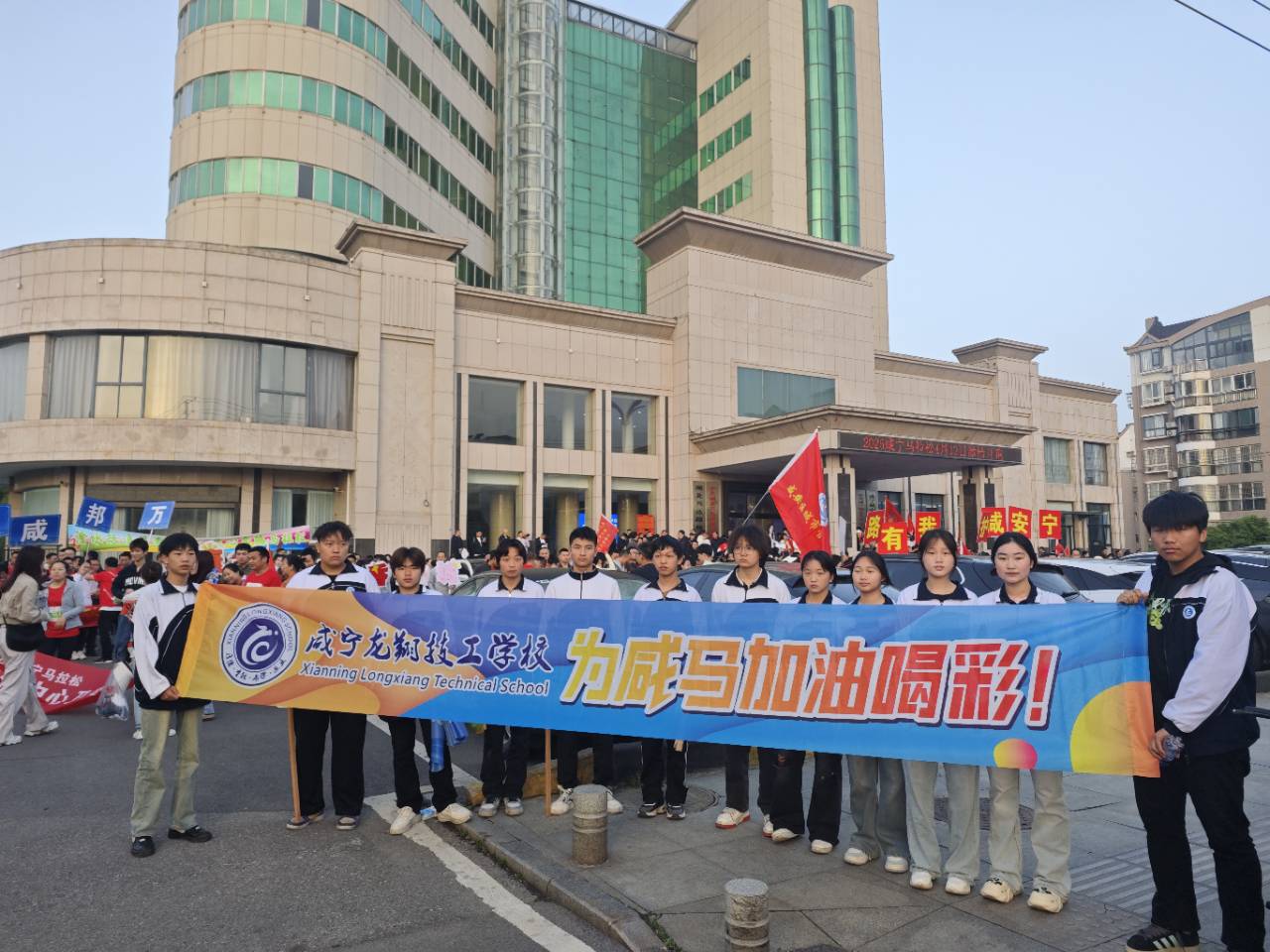 085658133.jpg c7a214c9304e2a2da685b75cac472357_origin.jpg