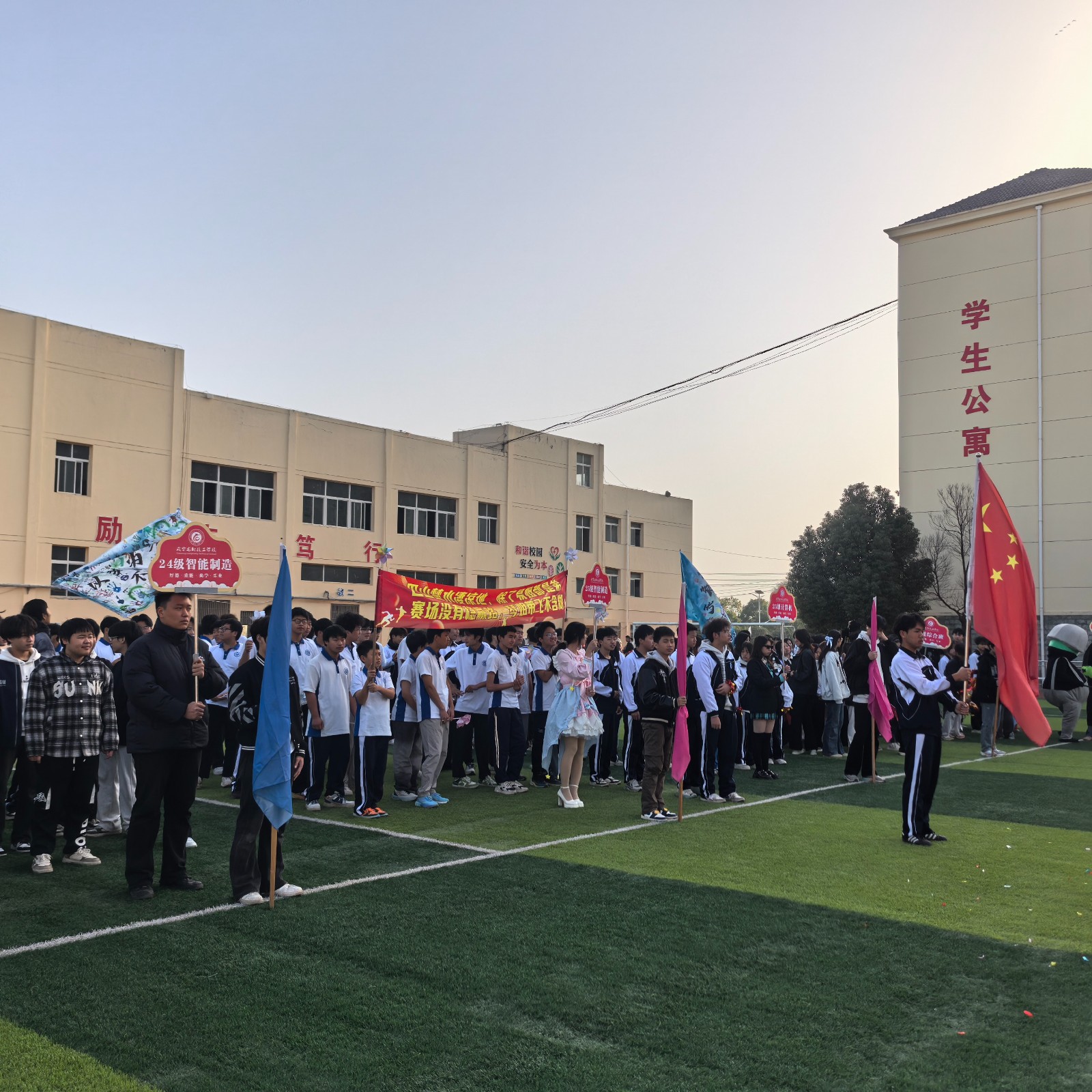 110131760.jpg 938ad2bff21bcf9405b03502126de0bd(1).jpg