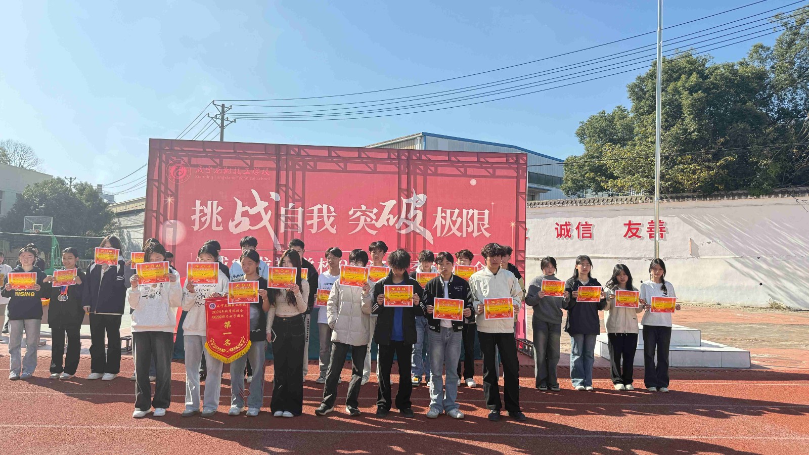 111032129.jpg 11291425_02.jpg